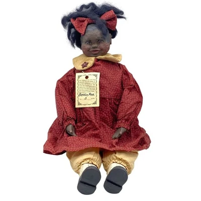 Muñeca afroamericana Maynard Arnett’s Country Store Bessie Mae Repop 3/250 Foto 1 de 4