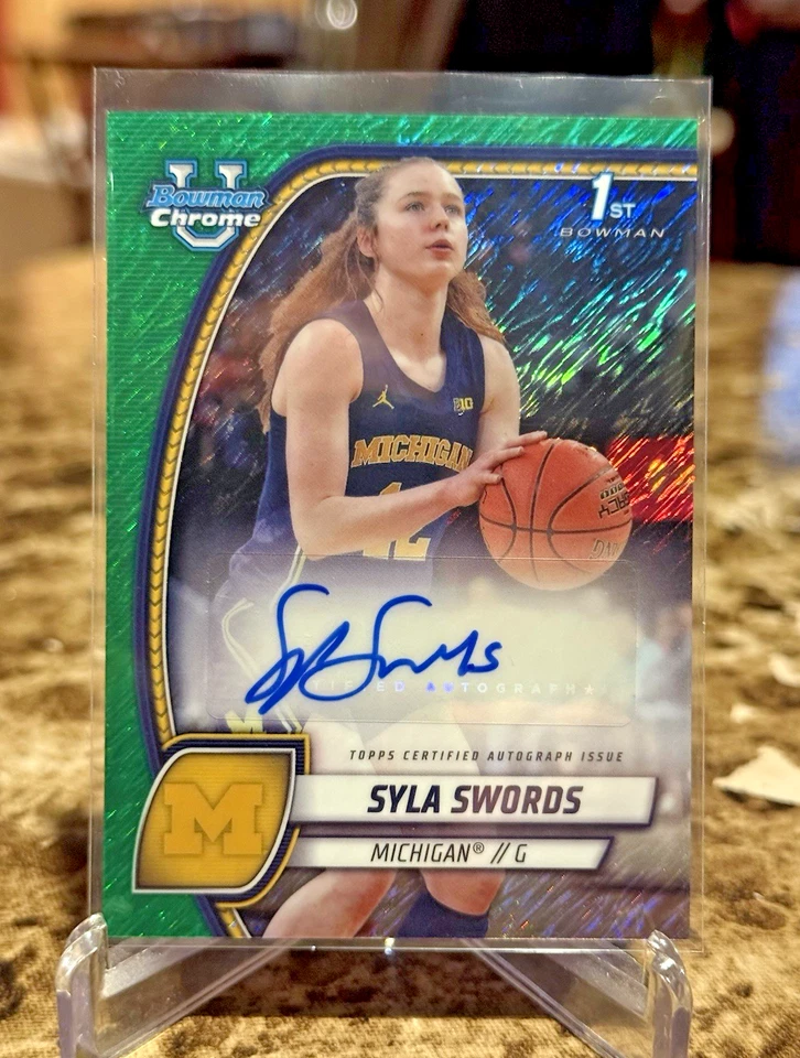 2024-25 Bowman University Chrome Syla Swords Green Shimmer Prospect Auto 1st #65 - Image 1 of 2