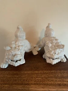 White Foo Dogs Pair Blanc De Chine Statues. Otagiri Exquisite Vintage - Picture 1 of 8