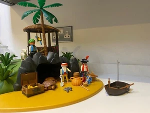 Playmobil 6679: Treasure Island, including Figures & Accessories - Picture 1 of 5