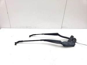 MERCEDES BENZ E CLASS W212 2010 PAIR OF FRONT WINDSCREEN WIPER ARMS LEFT & RIGHT - Picture 1 of 16