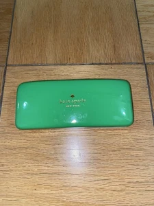 Kate Spade New York Green and Blue Hard Shell Eyeglass Case - Picture 1 of 4