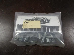 Woodys 24pc Mega bite 1.075 studs new MEG-1075 - Picture 1 of 2