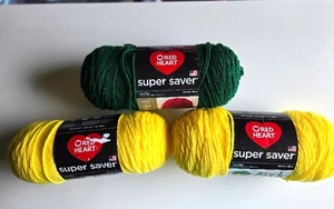 Lot VTG RedHeart SuperSaver Yarn Hunter Green 1 Skein Yellow 2 Skeins 1 lb 5.8oz - Picture 1 of 7