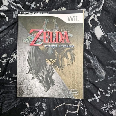 The Legend of Zelda The Twilight Princess Future Press Official Players Guide  - Image 1 of 3