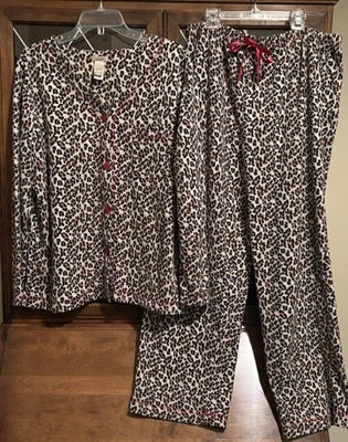 Conjunto de pijama con estampado de leopardo Adonna para mujer de 2 piezas con botones rojos y pantalones de corbata XL Foto 1 de 4