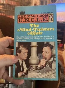 The Man From U.N.C.L.E. vintage book #12 The Mind-Twisters Affair 1965 Stratton - Picture 1 of 3