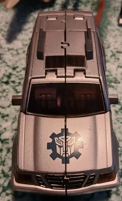 Transformers Revenge of the Fallen Autobot Gears  2009 Deluxe Class 13 cm Figure - Image 1 of 4