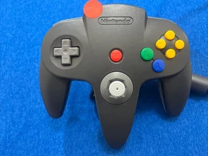 Official Nintendo 64 Controller OEM N64 Color Black Gray Tight Stick 9/10 Tested - Picture 1 of 14