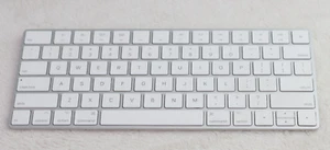 Teclado mágico inalámbrico Apple 2 || A1644 EMC 2815 - Imagen 1 de 6