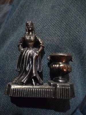 Ancien petit pyrogène ( bougeoir ) en bronze - Photo 1/4