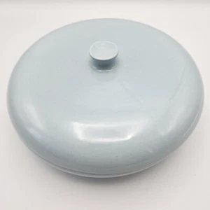Russel Wright Iroquois Ice Blue 10.25" Divided Dish w/ Knob Lid MCM Vintage USA - Picture 1 of 6