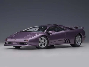 Lamborghini Diablo SE30 JOTA púrpura en escala 1:18 por AUTOart por AUTOart - Imagen 1 de 11