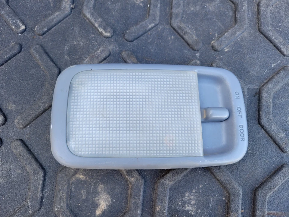 Toyota 4runner 1996-2000 luz cúpula superior gris azul + lente gris Foto 1 de 4