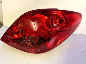Peugeot 207 Rückleuchte Lampe Fahrerseite rechts NEU OEM 2006-2009 - Bild 1 von 8