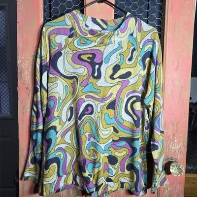 Suéter Dantelle Manga Raglán Como Top Retro Patrón Remolino SUPER SUAVE Talla M Nuevo Sin Etiquetas Foto 1 de 4