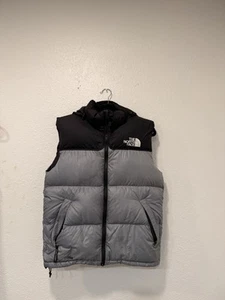 The North Face Nuptse 700 Gray Black Down Puffer Vest Jacket Mens Medium - Picture 1 of 7