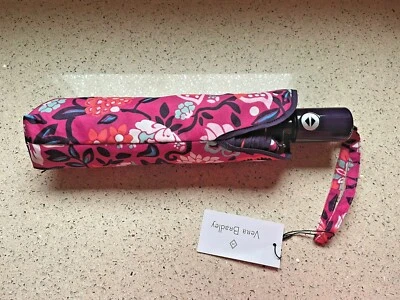 Paraguas Vera Bradley Automático Abierto/Cerrado en Bloom Berry *patrón retirado* Foto 1 de 2