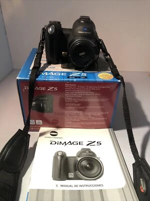 Konica Minolta DiMAGE Z5 5.0MP Digital Camera - Black - Image 1 of 4