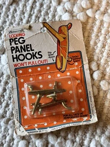 Vintage Homecraft Locking Peg Board Panel Hooks 2pk Gold USA Hardware Paneling - Picture 1 of 5