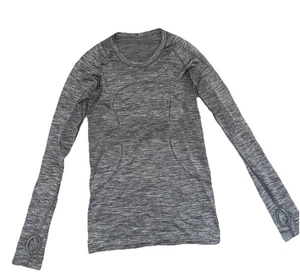Lululemon Swiftly Tech Long Sleeve Shirt Pullover Women’s Size 6 Hip Length Gray - Picture 1 of 5