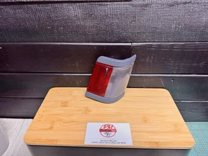 1991-1996 BUICK ROADMASTER CAPRICE IMPALA REAR RH DOOR PANEL COURTESY LIGHT LAMP - Picture 1 of 3