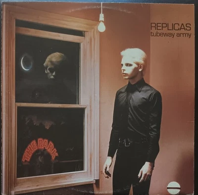 Tubeway Army ‎– Replicas - 1979 LP record near mint (no jumps), cover VG - Image 1 of 4
