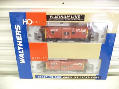 Walthers Ho 932-27630, BW Caboose 2-Pack, Rock Island - Image 1 of 3