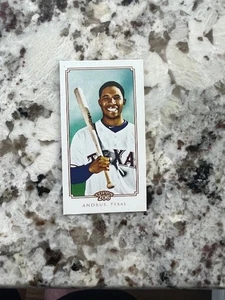 2010 TOPPS 206 PIEMONTE RETRO MINI CARD TEXAS RANGERS ELVIS ANDRUS #253 - Foto 1 di 2
