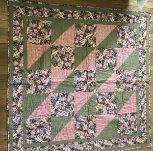 Handarbeit Blumen Patchwork Quilt Schoß Überwurf Wandbehang rosa olivgrün 48" x 48" - Bild 1 von 13