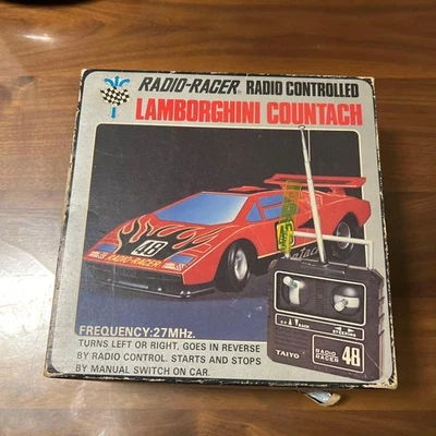 TAIYO RADIO-RACER Lamborghini Countach Radio Control Car - Photo 1/4