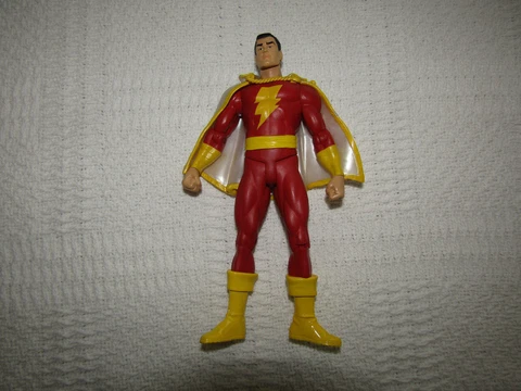 DC Direct Shazam! Series 1 Shazam (Captain Marvel) Figure (Loose) Cover
