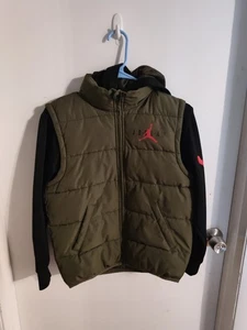 Big Boys Medium AJ Layered-Look Hooded Puffer Jacket Olive Green/ Black/ Red - Picture 1 of 2