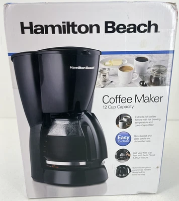 Hamilton Beach 12 tazas cafetera de goteo negra con jarra de vidrio Foto 1 de 3