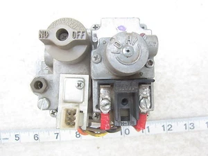 Robertshaw 7000 AKERB-5-S7C 3B2-506-902 24V Natural Gas Valve, New - Picture 1 of 4