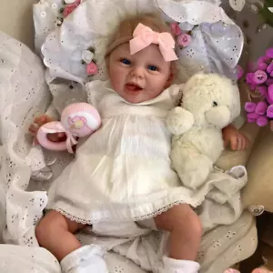 Muñeca bebé renacida con cuerpo de tela de 22" Hani muñecas recién nacidas realistas cabello enraizado hecha a mano - Imagen 1 de 4