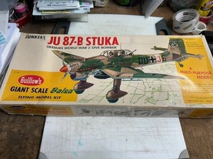 Guillow's Giant Ju 87-B...Kit 1002...Maßstab 1/16...NEUWERTIG - Bild 1 von 3