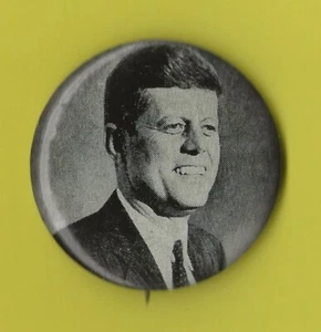 1960 John F Kennedy 1.75"/"Greytone Type 2" Presidential Campaign Button(Pin15B) - Picture 1 of 2