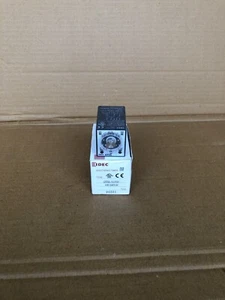 IDEC GT3A Elektronische Zeitschaltuhr GT3A-2AF20 GT3A2AF20 - Picture 1 of 9