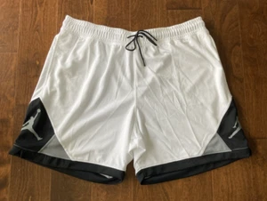 Nike Men's Dri-Fit Mesh Air Jordan White Basketball Shorts Size XXL, NWT! - Picture 1 of 9