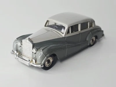 Dinky Toys - Rolls Royce Silver Wraith #150 - Diecast - No Box - 4.5" Long - Image 1 of 4
