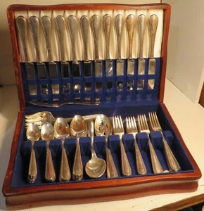 Vintage Oneida Silversmiths BECKET Silverplate Silverware Flatware 71 Pc Set Lot - Picture 1 of 23