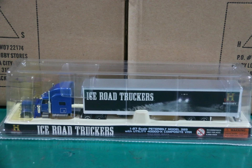 Ice Road Truckers Peterbilt Model 389 (blue) 1 87 Scale Norscot 58614