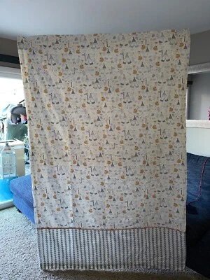 "Curtian infantil estilo boho hecho a mano (60"" x 80"")" Foto 1 de 4