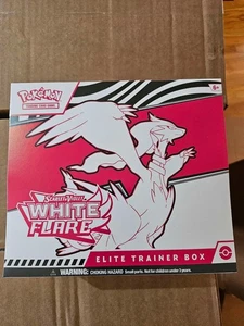 Pokemon Juego de Cartas Coleccionables Escarlata y Violeta 10.5 Blanco Estilo Elite Caja Entrenador.-¡SELLADO!! - Imagen 1 de 2