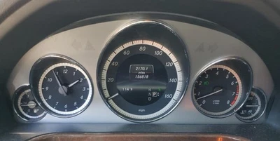 Grupo de medidores de velocímetro OE Clase E 2012-2013 156 k millas Mercedes-Benz Foto 1 de 4