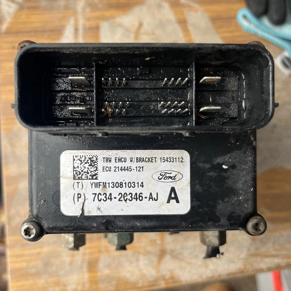 2010 福特 F250SD F350SD Super Duty Abs 防锁制动泵模块 AC34-2C346-AA — 第 1/2 张图片