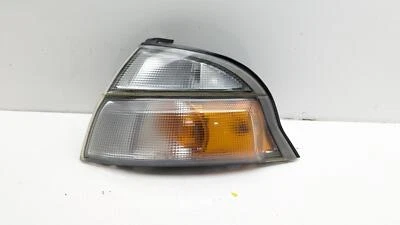 TOYOTA GRANVIA MK1 1995 - 2011 LEFT SIDELIGHT DAYTIME RUNNING LIGHT KCH16W 73390 - Image 1 of 4