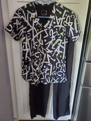 WonderWink Women's Stylish Medical Scrubs  Multi-Color Set XS   - Image 1 of 4