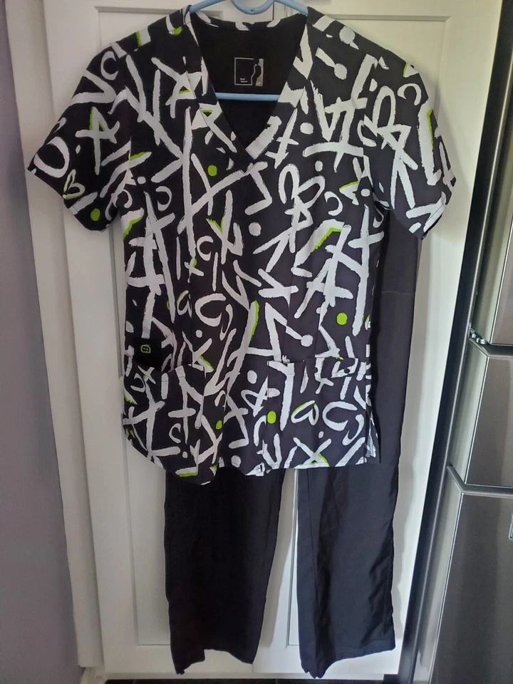 WonderWink Women's Stylish Medical Scrubs  Multi-Color Set XS   - Image 1 of 4